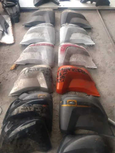Carenagem da Ténéré 250 original preço a combinar