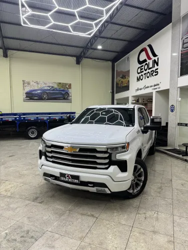 Chevrolet Silverado High Country 5.3 V8 AWD Aut. 2024