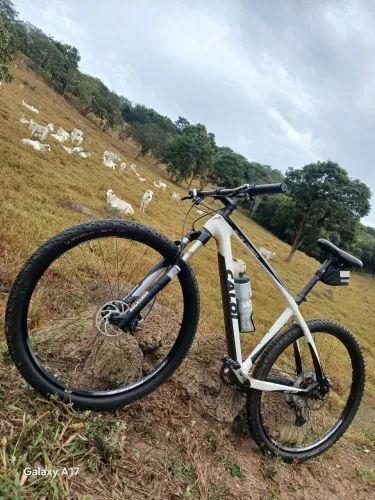Vendo bike carbono 12v