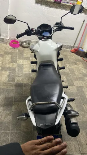 Vendo Fan 160 moto muito bom e bem conservada