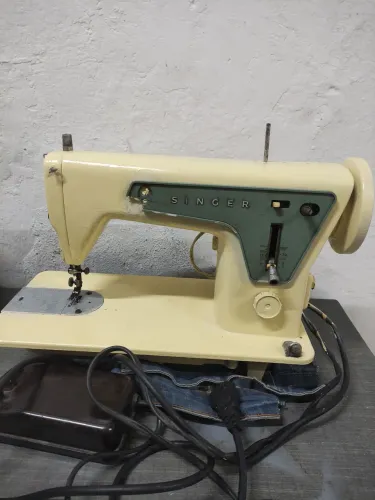 Maquina de costura