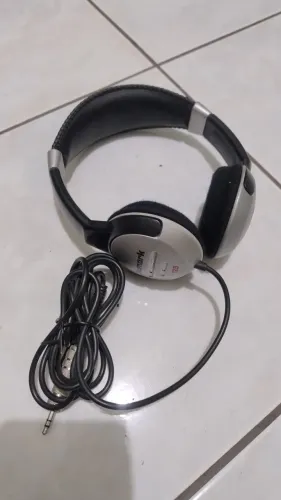 Fone Numark HF 125