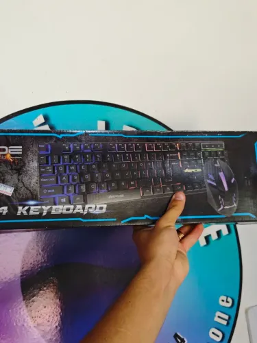 Mouse e teclado gamer