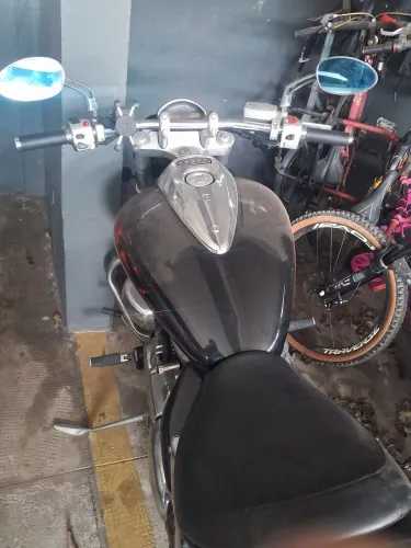 VENDO SUZUKI BOULEVARD M1500 