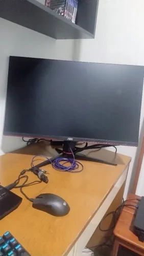 Monitor AOC gamer 144hz 27 polegadas