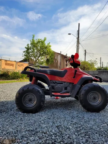 Quadriciclo Red Peg Perego