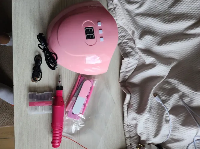 Vendo kit iniciante para nail designer 