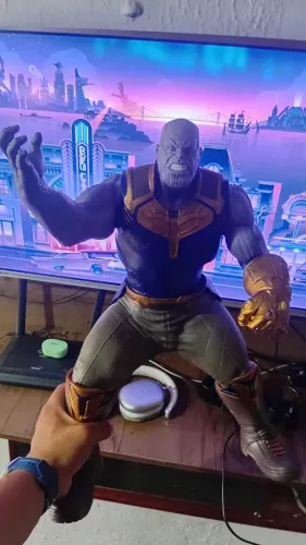 BONECO THANOS ULTIMATO 50CM IMPECÁVEL SEMINOVO GRANDE GIGANTE