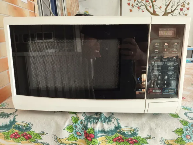 Microondas LG,23 lts,110 volts, entrego e dou garantia 