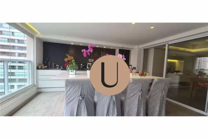 Apartamento Residencial à venda, Moema, São Paulo - AP2420.