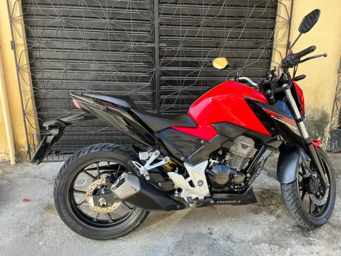 Honda CB 300F Twister 2023 Flex - Único Dono