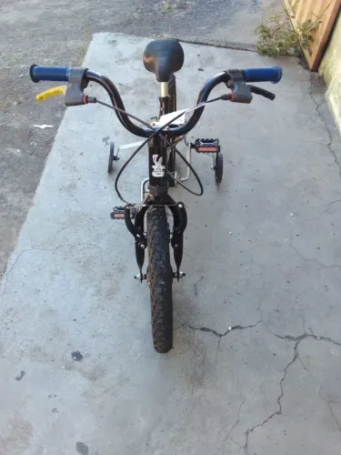 Bicicleta aro 16