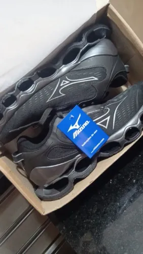 Mizuno pro 14, novinho na caixa, comprei mais não serviu, tamanho 40