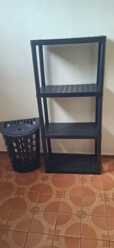 Kit Lavanderia - Estante + Cesto de Roupas. Pra vender rápido!
