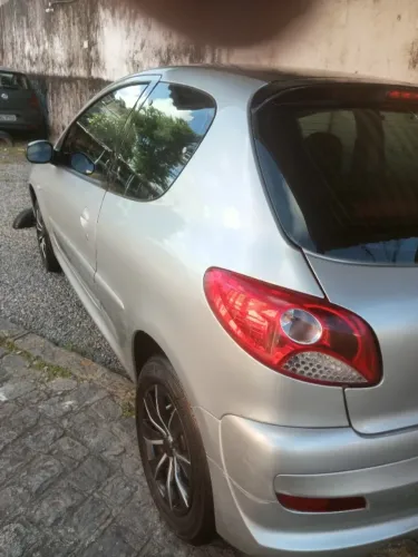 Peugeot 207 XR 1.4 Flex 8V 3P 2012