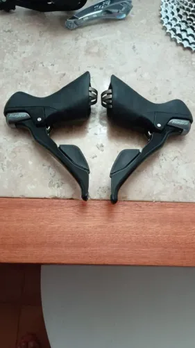 STI Tiagra 10v