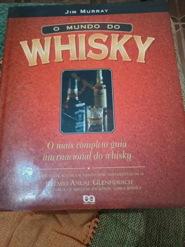 Livro o Mundo do Whisky 