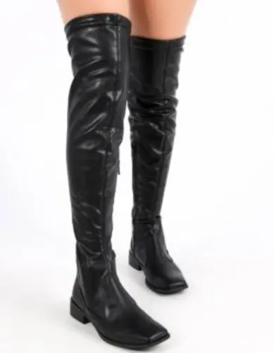 Bota Over The Knee Dakota - Bico Quadrado (Preta)