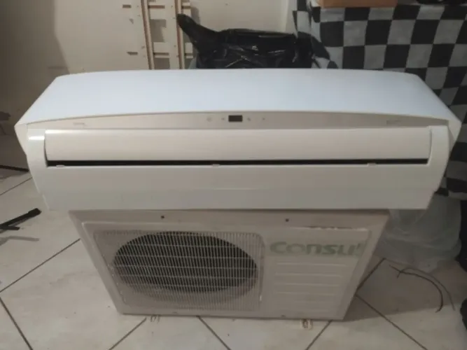 Split inverter 18000 btus COM DEFEITO