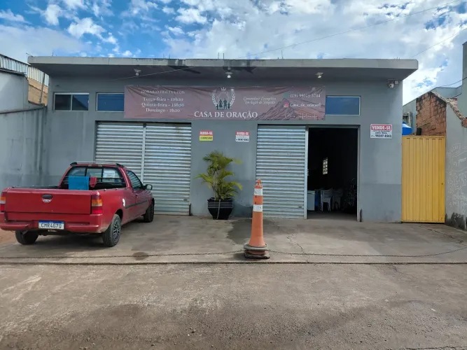 VENDO BARRACAO ou Aluga - Se