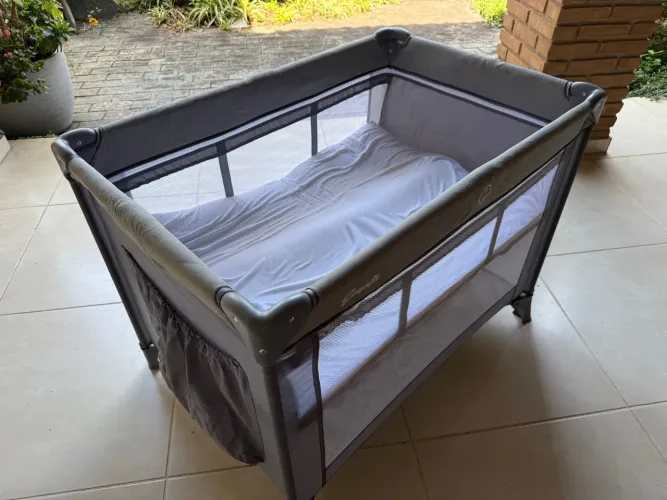 Berço Portátil Burigotto Sonata 5141 Cinza - Completo com Bolsa e colchão