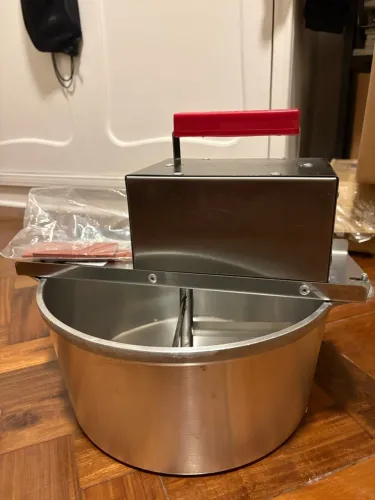 Misturela Automática De Brigadeiro 8 Litros Bivolt Malta