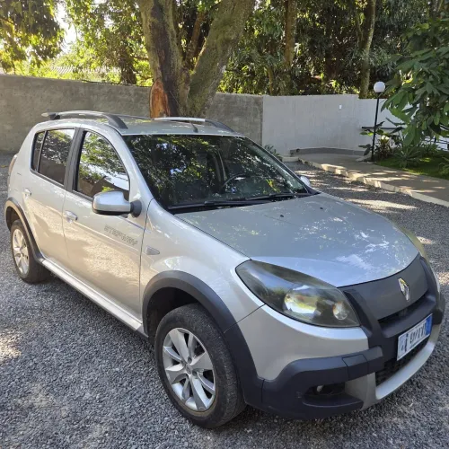 Renault Sandero Stepway Hi-flex 1.6 16V 5P Aut. 2013