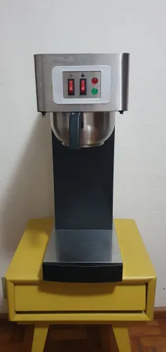 Cafeteira profissional Passatto da marca Marchesoni 2 litros