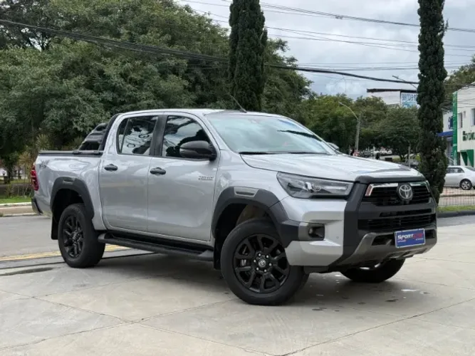 Toyota Hilux CD Conquest 4X4 2.8 Die.aut 2024