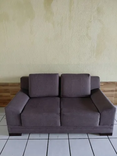 Vendo sofá 2 lugares cinza