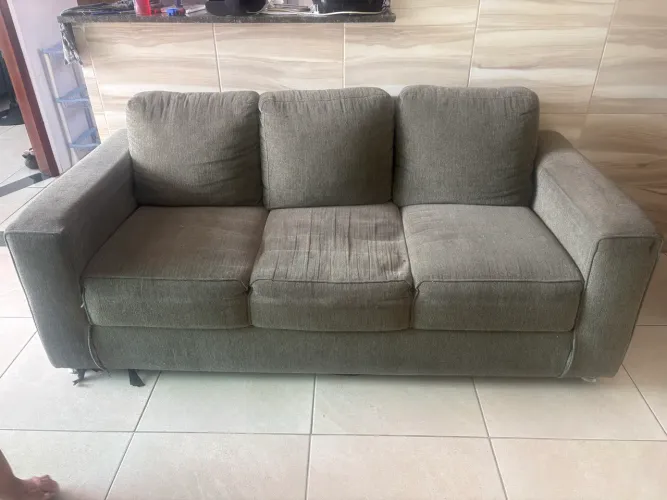 Vendo sofá 3 lugares 