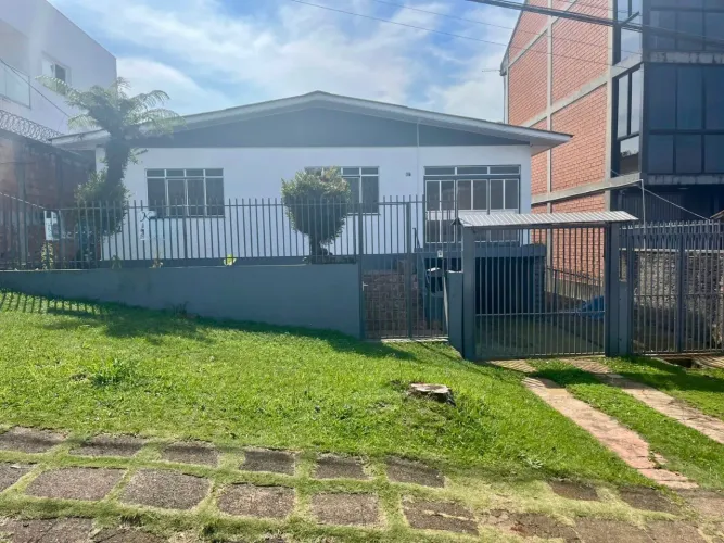 Casa para aluguel em Chapecó - Santa Maria