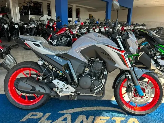 YAMAHA FZ-25 Fazer 250 - Ano e Modelo 2026, 0 km, emplacada e a pronta entrega!
