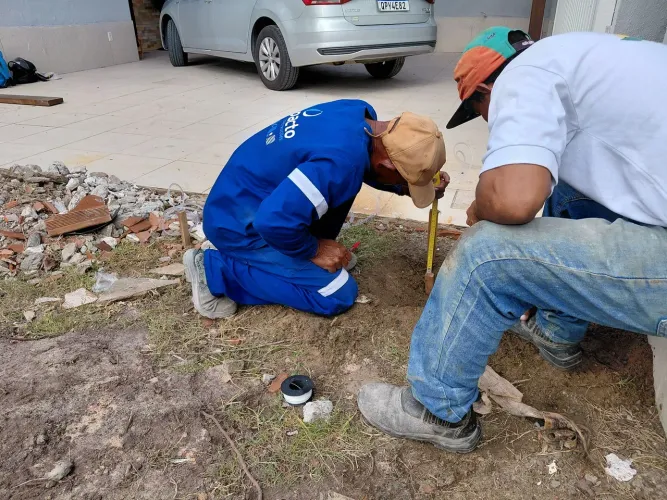 Homem Obra Jardinagem para amanhã