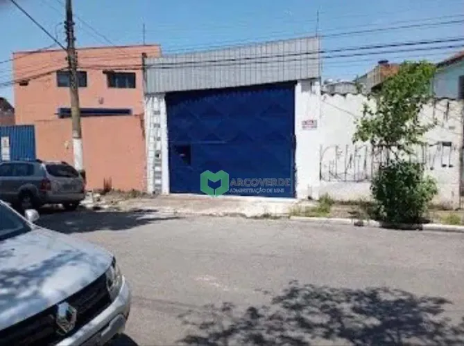 Galpão para alugar, 138 m² por R$ 5.850,00/mês - Vila Anastácio - São Paulo/SP