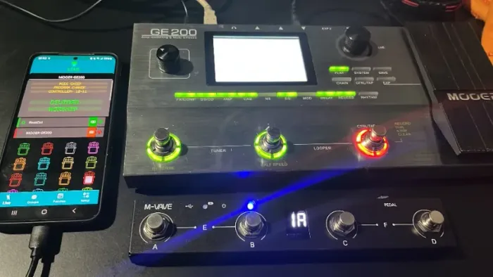 Mooer GE200 pedaleira guitarra