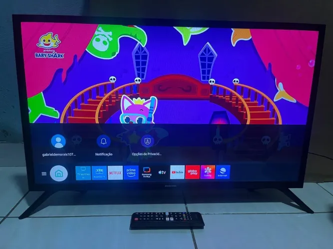 Tv Samsung smart 32 perfeita