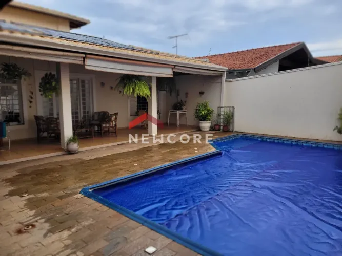 Casa em Rua Floriano Peixoto - Jardim Estoril - Bauru/SP