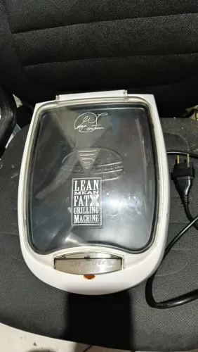 Grill George Foreman Modelo GBZ4 - 127V (920W) - Funcionando Perfeitamente