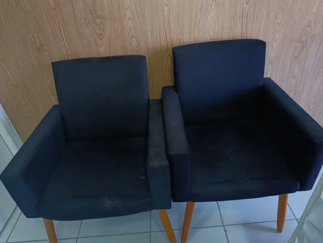 2 Poltronas usadas (olhe a descrição)