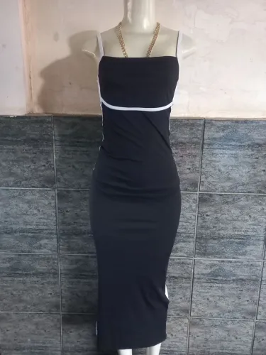 Vendo um manequim.