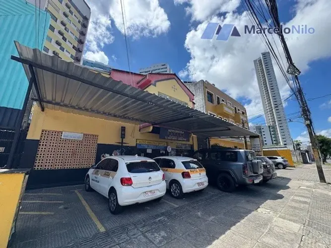 Imóvel Comercial na Avenida Norte, Terreno C/ 409m2 e Área Const: 497m2