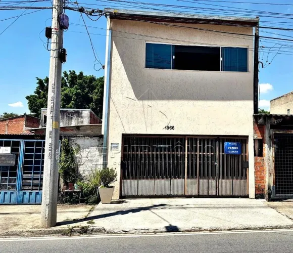 CASA; BAIRRO; VITORIA RÉGIA; ZONA NORTE; SOROCABA.