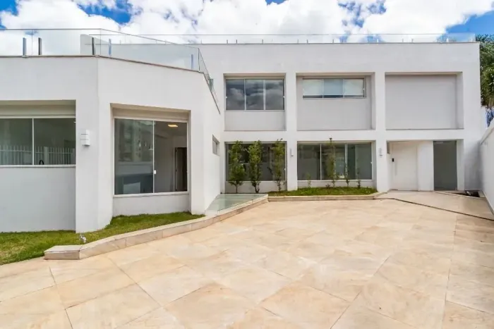 Casa comercial com 6 salas à venda, 514 m² por R$ 3.700.000 - Cabral - Curitiba/PR