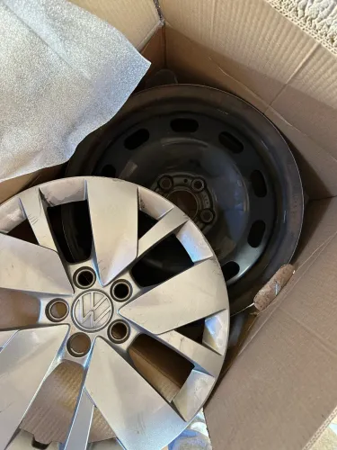 RODAS ORIGINAIS VW POLO ARO 15 5x100