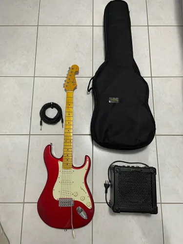 Guitarra elétrica Tagima TG-530 stratocaster + Capa/Case + Amplificador Giannini G5