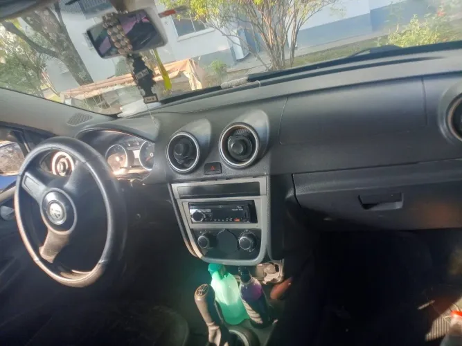 Volkswagen Saveiro 1.6 MI Total Flex 8V CE 2011