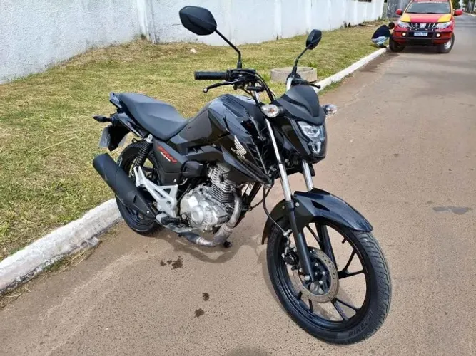 CG TITAN 160 2025 ( FINANCIO E PARCELO NO BOLETO ATÉ 48X )
