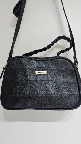 Bolsa Média Transversal Marca D,amar Cor Preto