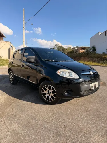 Fiat Palio Attractive 1.0 EVO Fire Flex 8V 5P 2013